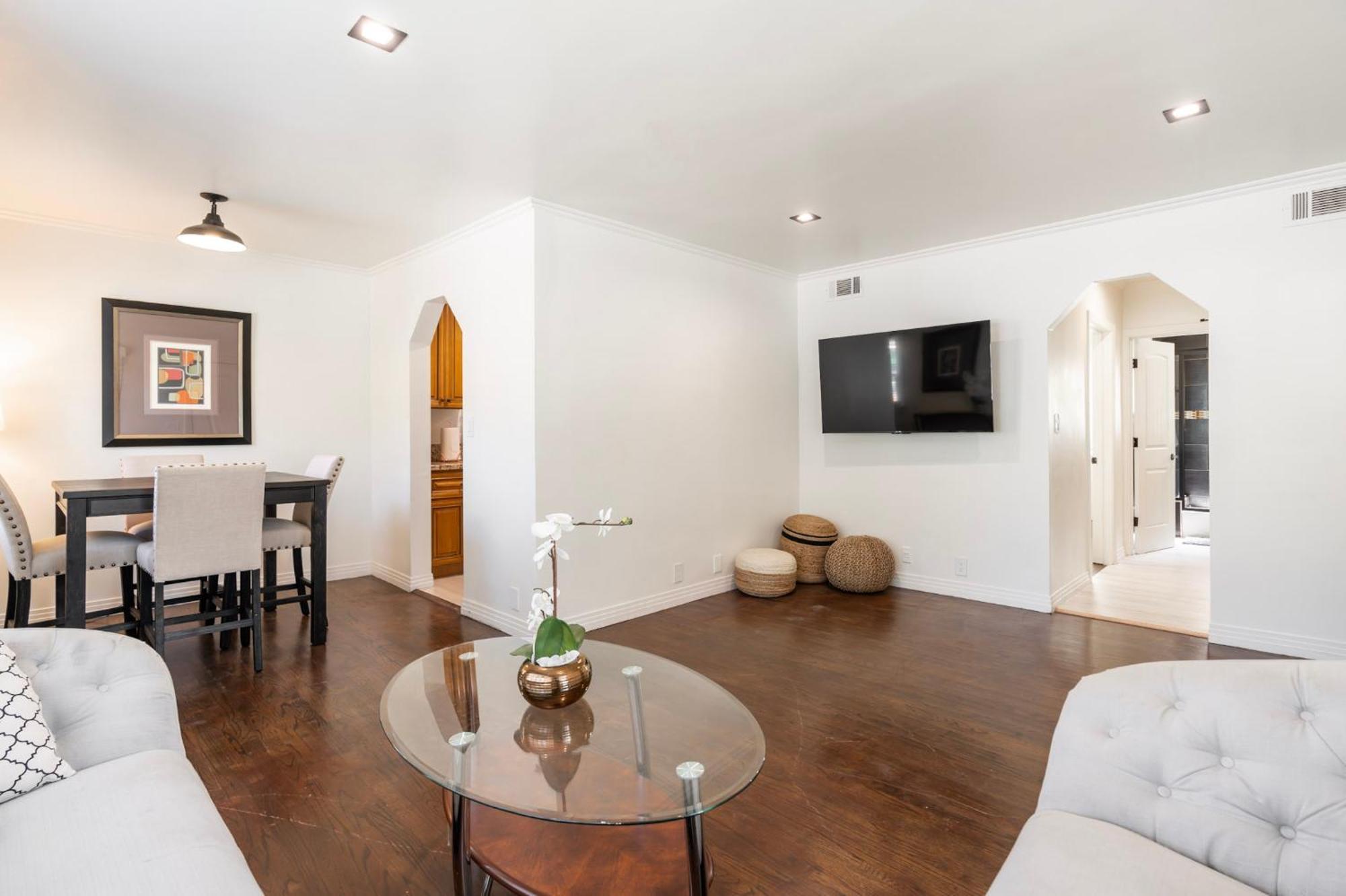 Incredible Suite Near Universal Studios Лос-Анджелес Экстерьер фото